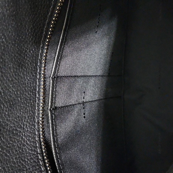 NWT Coach Pebbled Turnlock Chain Tote - Picture 9 of 10